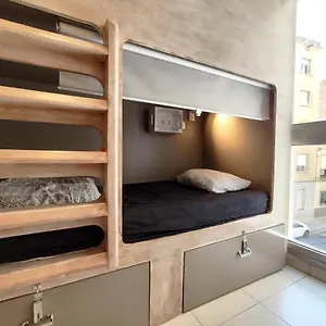 Onefam Sants İspanya