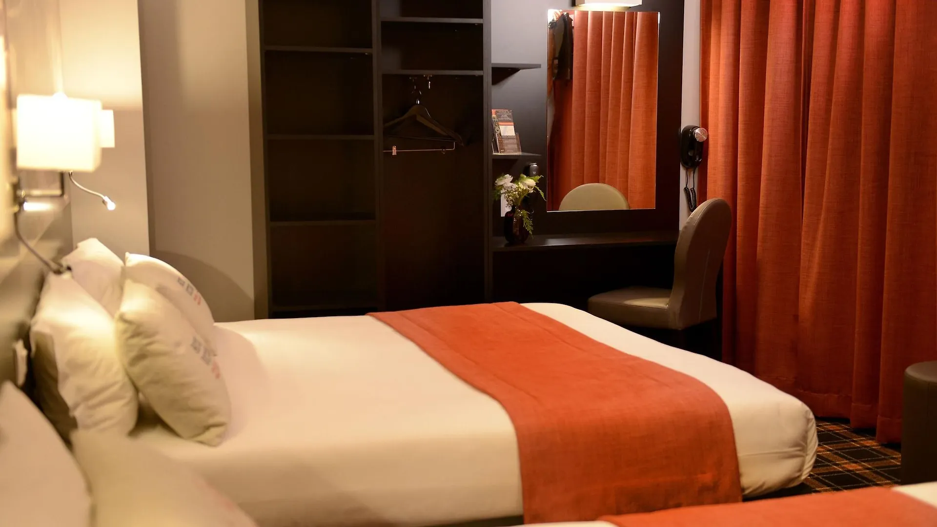 Hotel Victoria Lyon Perrache Confluence 2*,  Francia